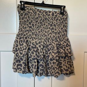 Leopard skirt